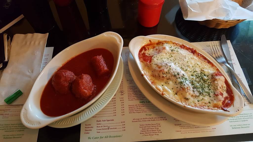 Fortunatos Pizza & More | restaurant | 28 N Main St, Newark Valley, NY 13811, USA | 6076428244 OR +1 607-642-8244