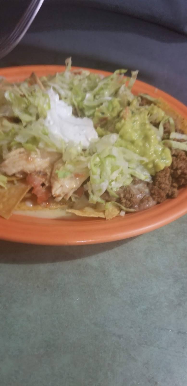 El Cazador | restaurant | 15 S Main St, Chatham, VA 24531, USA | 4344324288 OR +1 434-432-4288