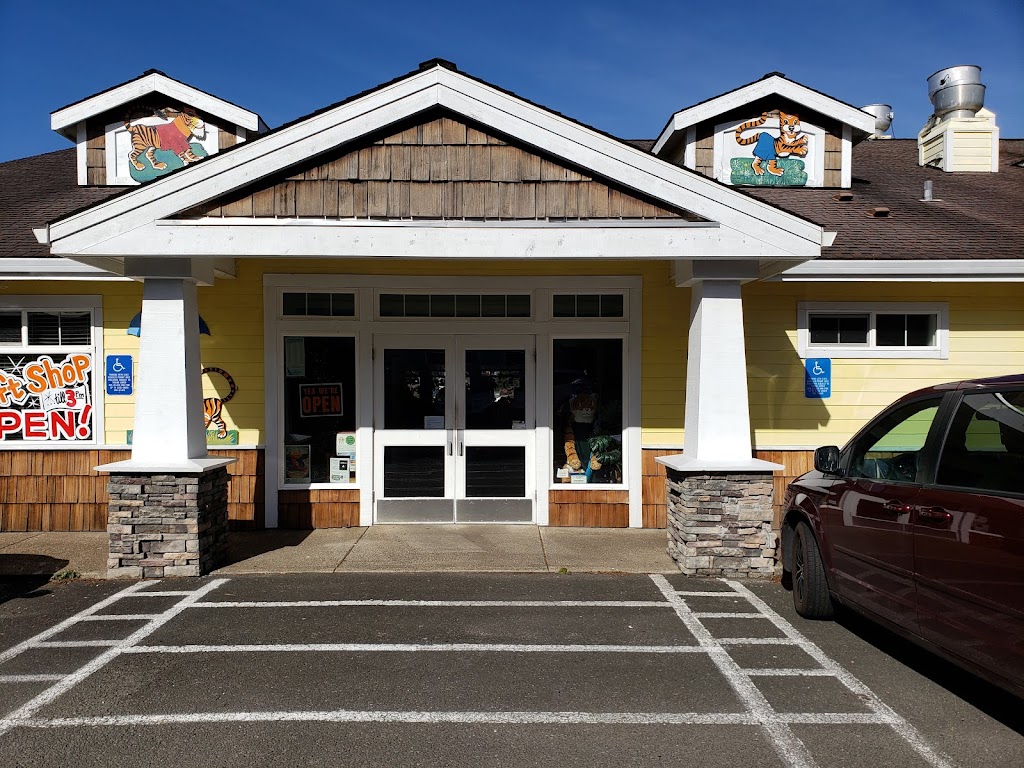 Lil Sambos Restaurant | restaurant | 3262 US-101, Lincoln City, OR 97367, USA | 5419943626 OR +1 541-994-3626