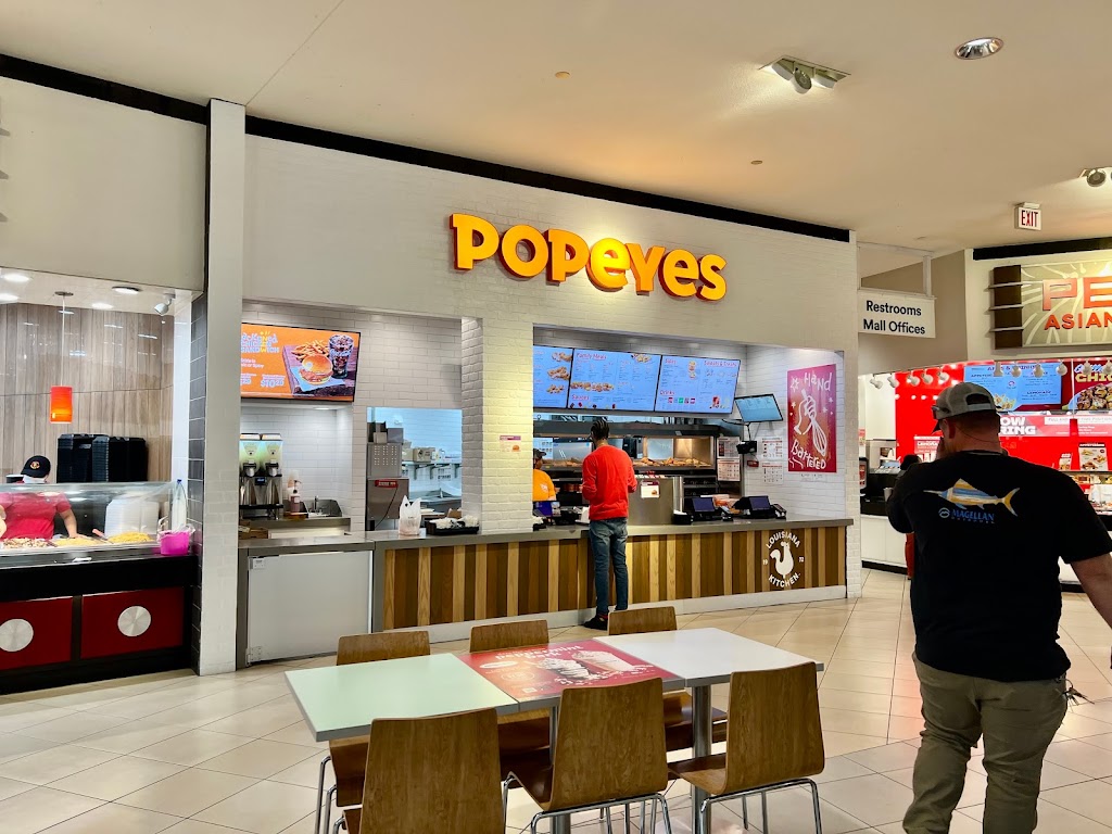 Popeyes Louisiana Kitchen | restaurant | The Avenues Mall, 10300 Southside Blvd #3040a, Jacksonville, FL 32256, USA | 9046587388 OR +1 904-658-7388