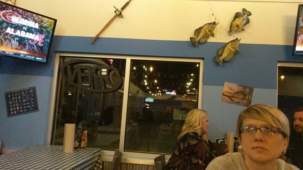 The Catch | restaurant | 5809 Interstate 20 W, Arlington, TX 76017, USA | 8177652226 OR +1 817-765-2226