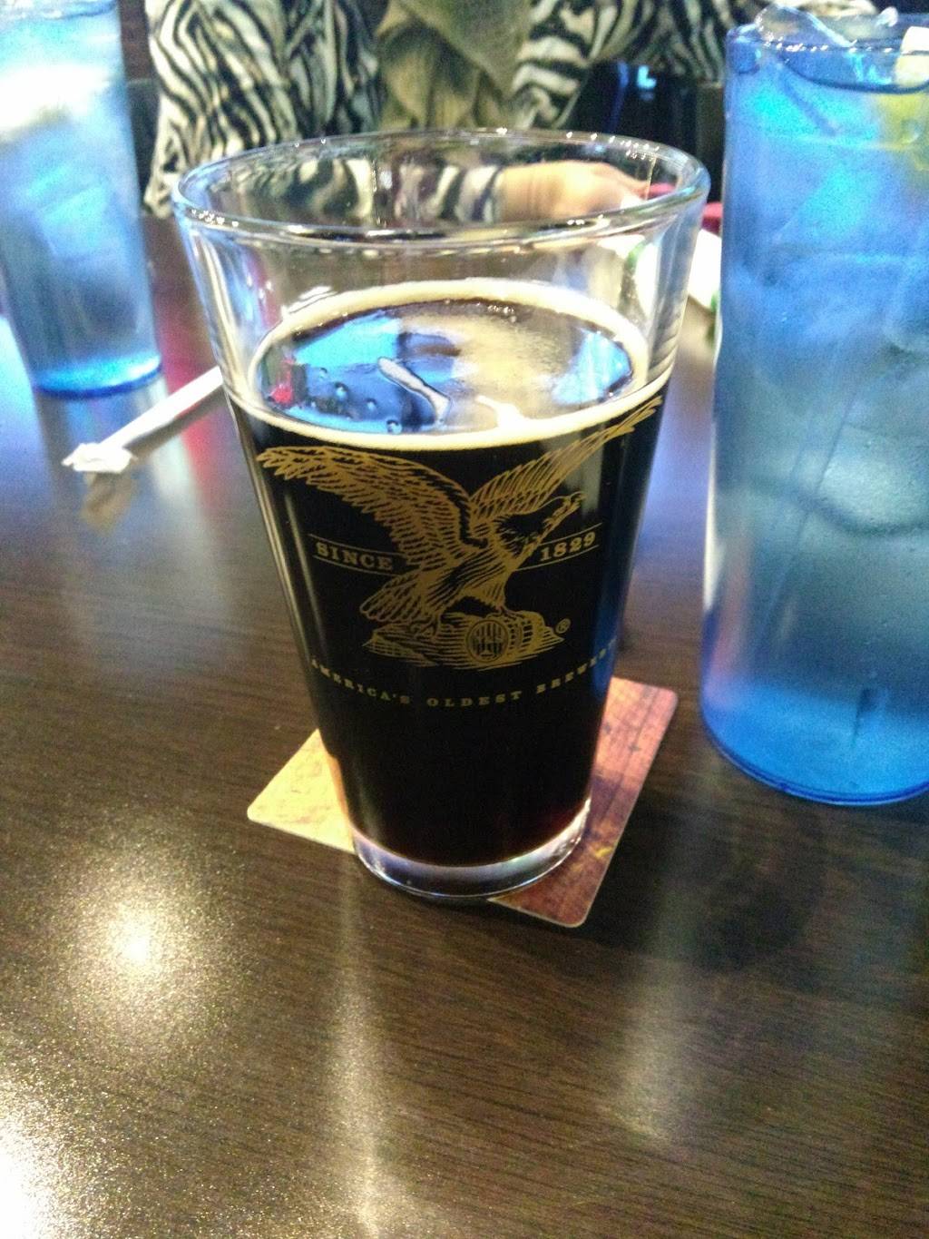 On Tap Cuyahoga Falls | restaurant | 3263 State Rd, Cuyahoga Falls, OH 44223, USA | 3309220464 OR +1 330-922-0464