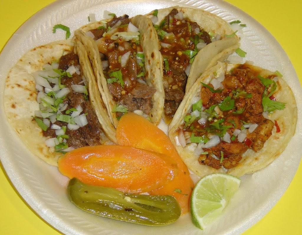 Taqueria Sanchez | restaurant | 4011 NW 10th St, Oklahoma City, OK 73107, USA | 4055203553 OR +1 405-520-3553