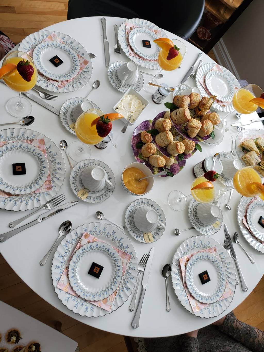 The SconeWitch Take-Away (Cyrville) | bakery | 1638 Cyrville Rd #4, Gloucester, ON K1B 3L8, Canada | 6137442585 OR +1 613-744-2585