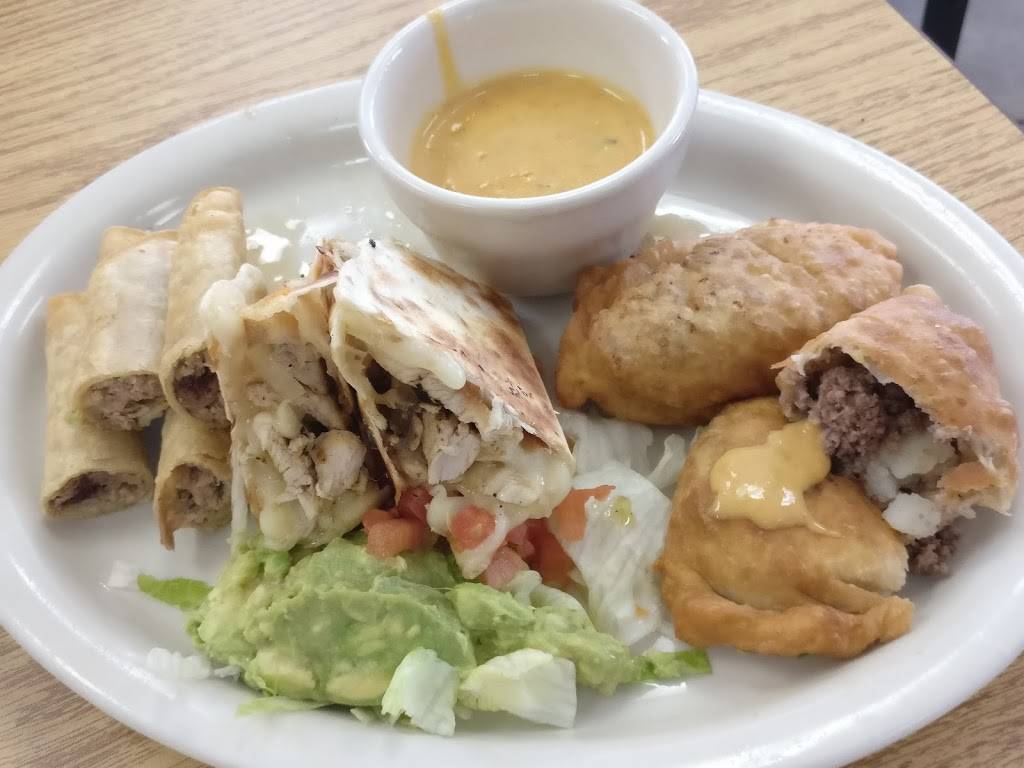 Brendas Mexican restaurant | restaurant | 11888 Starcrest Dr, San Antonio, TX 78247, USA | 2104032092 OR +1 210-403-2092