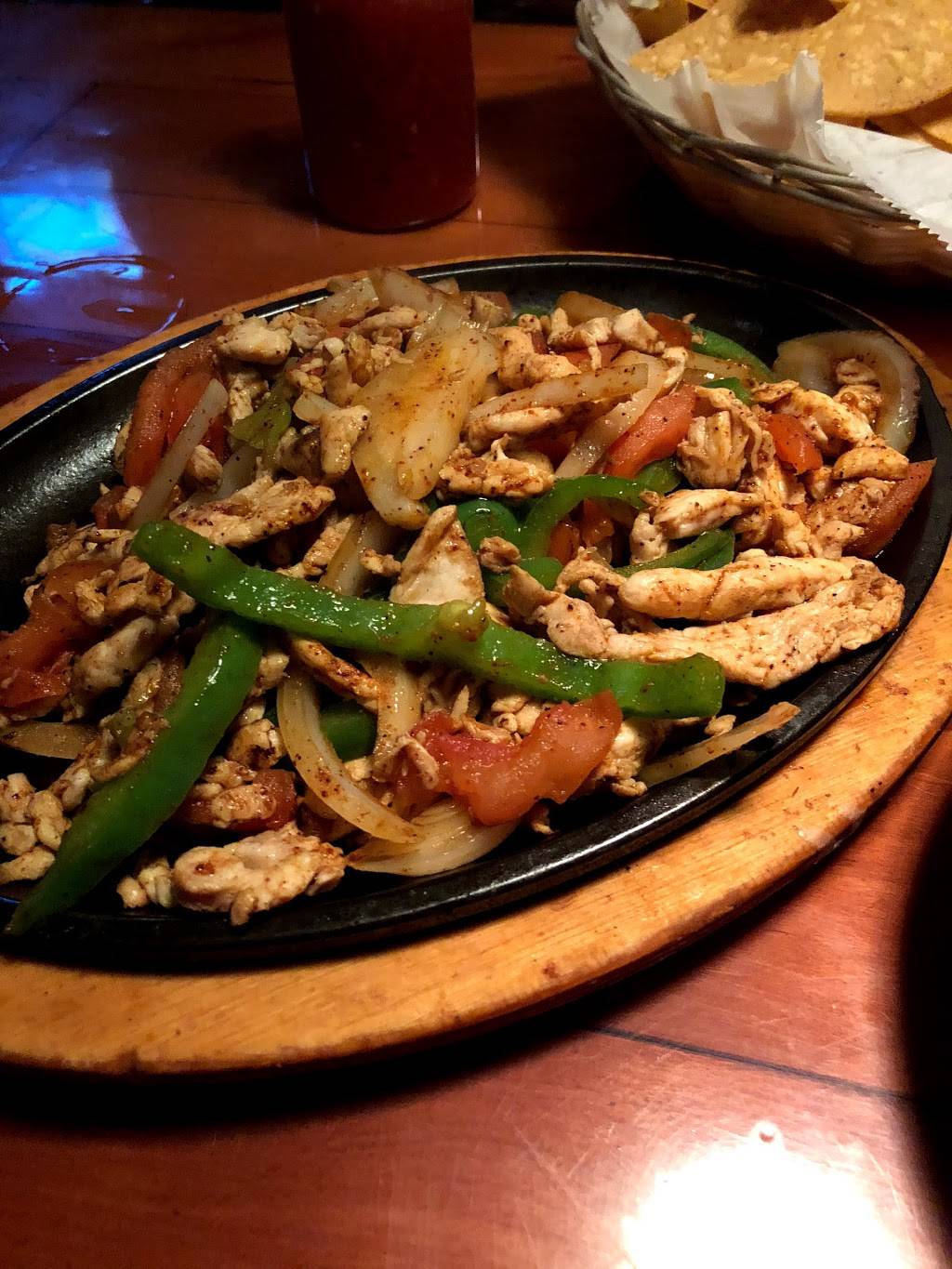 Cazadores | restaurant | 500 US-51, Ridgeland, MS 39157, USA | 6018534417 OR +1 601-853-4417