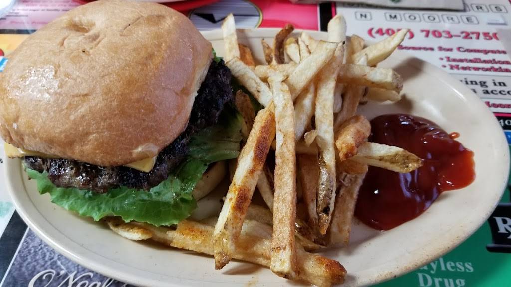 Punkins Bar-B-Que & Catfish | restaurant | 1911 W Grant Ave, Pauls Valley, OK 73075, USA | 4052382320 OR +1 405-238-2320