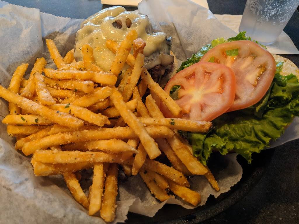 J Allens Clubhouse Grille | restaurant | 41 North St, Pittsfield, MA 01201, USA | 4134999998 OR +1 413-499-9998