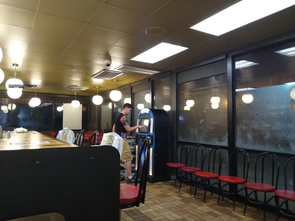 Waffle House | meal takeaway | 1204 Industrial Pkwy, Saraland, AL 36571, USA | 2516757009 OR +1 251-675-7009