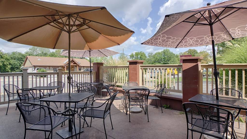 Charlotte Street Grill & Pub | restaurant | 157 Charlotte St, Asheville, NC 28801, USA | 8282522948 OR +1 828-252-2948