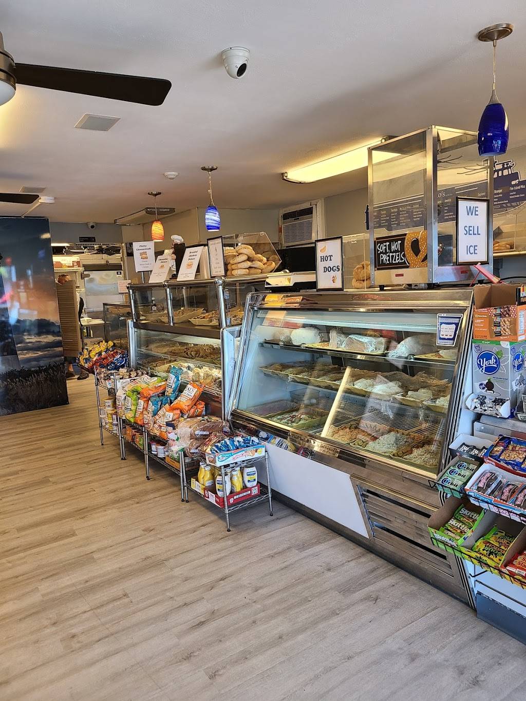 Dinos on the bay | meal takeaway | 44 e Bayview Walk, Ocean Bay Park, NY 11770, USA | 6315837916 OR +1 631-583-7916