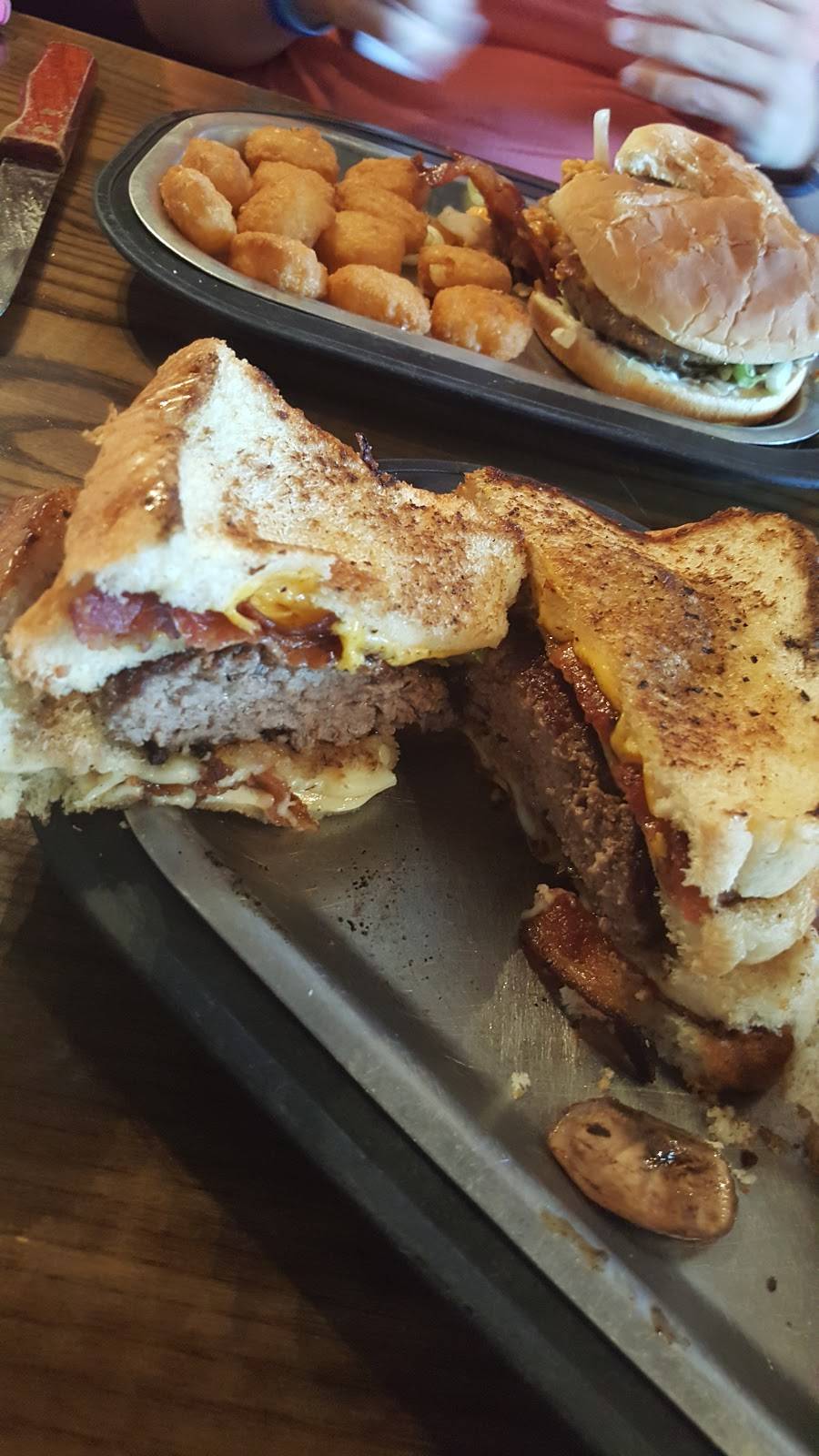 Kingsman Restaurant | restaurant | 936 Axtell Dr, Cayce, SC 29033, USA | 8037968622 OR +1 803-796-8622