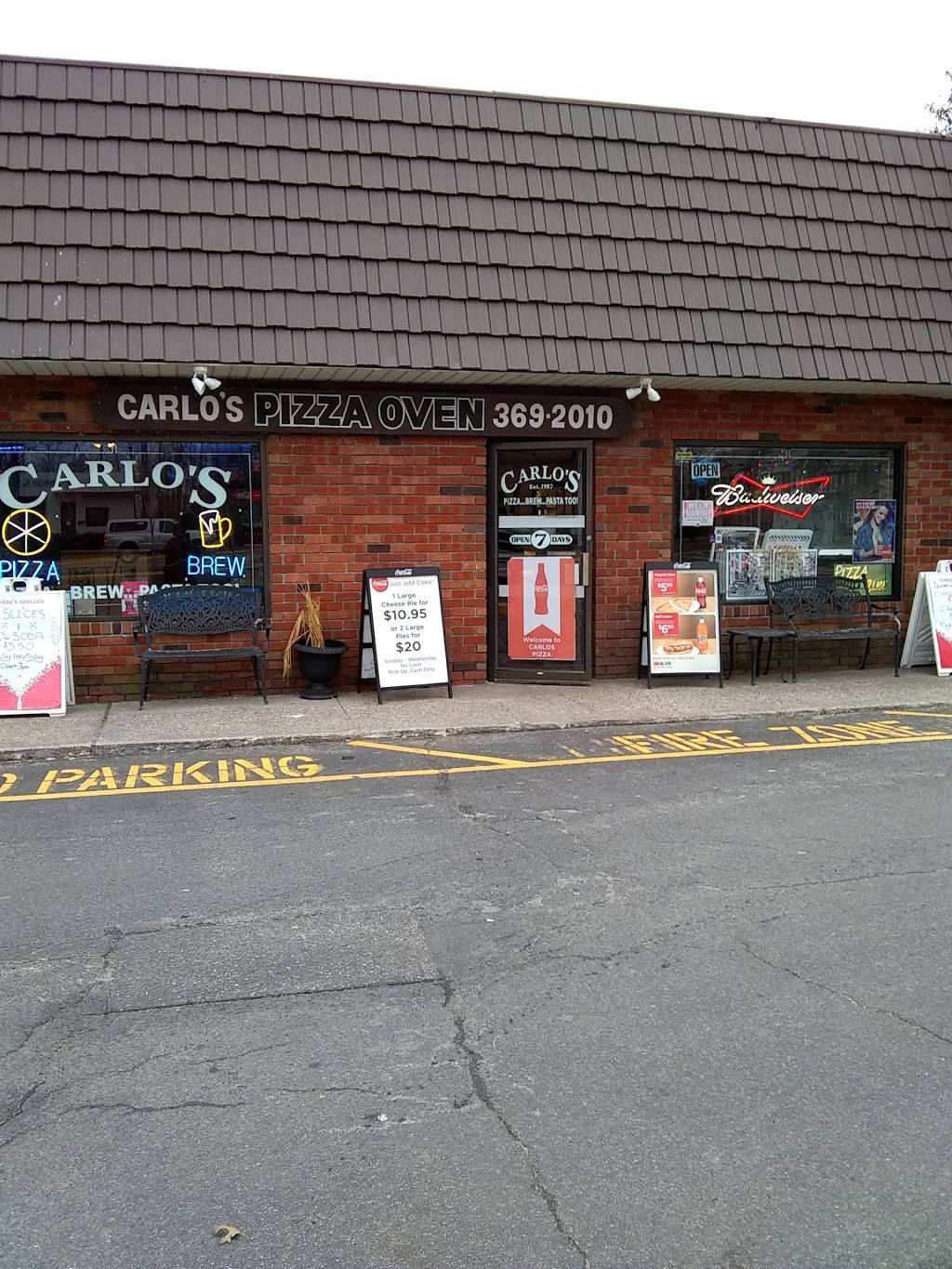 Carlos Pizza Oven | restaurant | 435 Osborn Ave, Riverhead, NY 11901, USA | 6313692010 OR +1 631-369-2010
