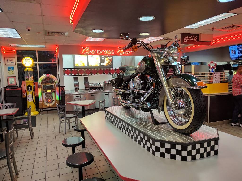 McDonalds | cafe | 9220 W Commercial Blvd, Sunrise, FL 33351, USA | 9545781180 OR +1 954-578-1180