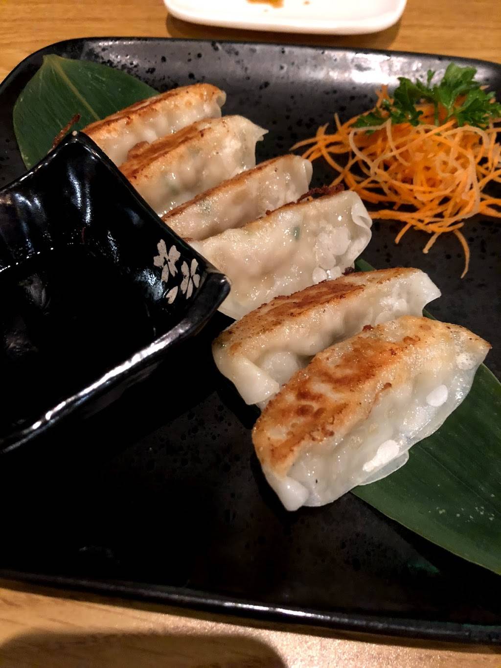 Megumi Japanese Ramen & Sushi Bar | restaurant | 915 Race St Chinatown , Philadelphia,PA 19107  Pickup only | 2157330128 OR +1 215-733-0128