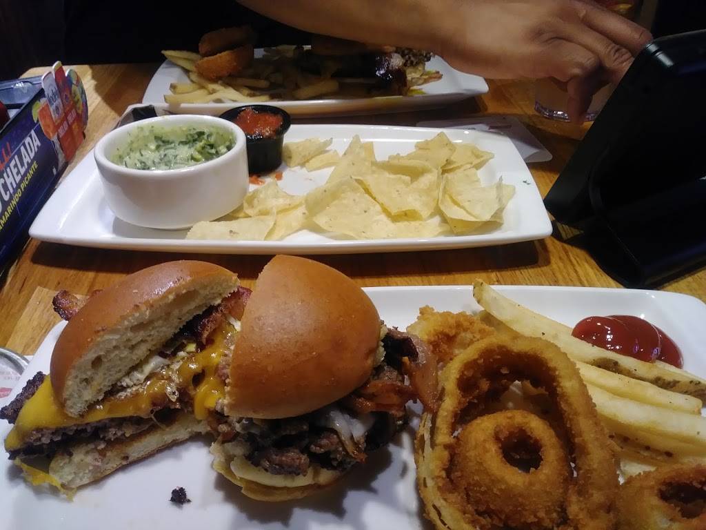 Applebees Grill + Bar | restaurant | 1350 Travis Blvd #Z-5, Fairfield, CA 94533, USA | 7073990796 OR +1 707-399-0796