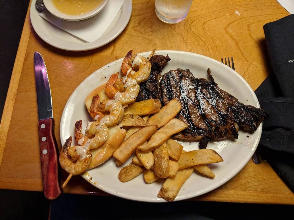 Texas Roadhouse | restaurant | 103 Drury Dr, La Plata, MD 20646, USA | 3013929471 OR +1 301-392-9471