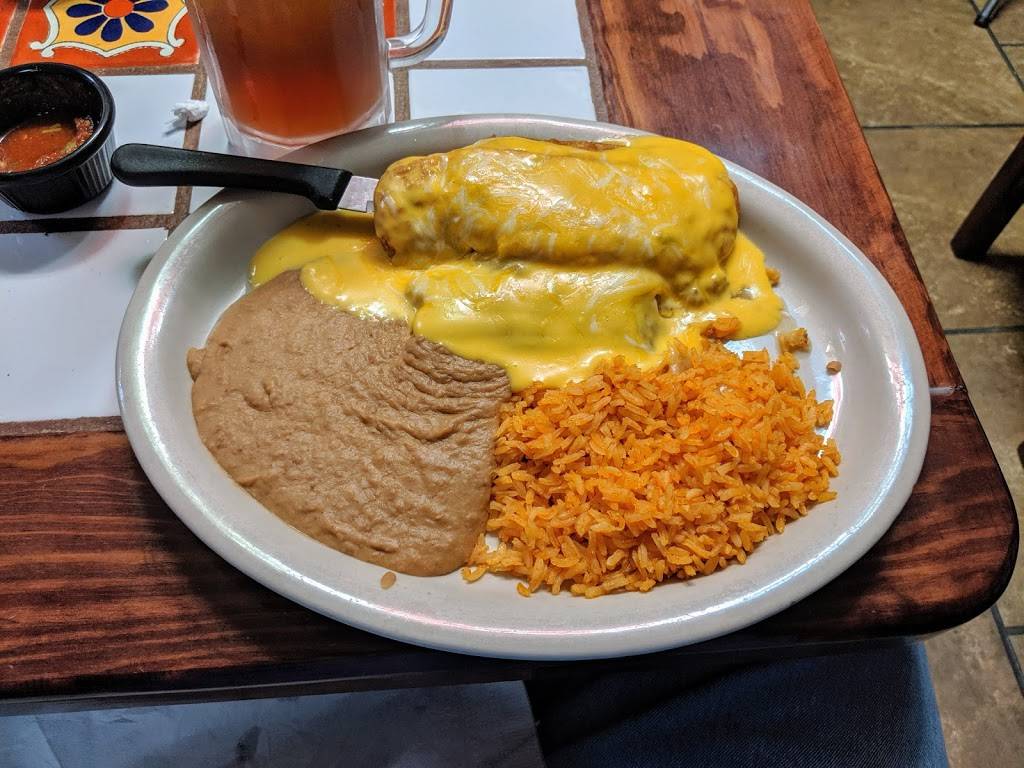 Don Nicos Mexican Restaurant | restaurant | 210 E South Loop, Stephenville, TX 76401, USA | 2549686552 OR +1 254-968-6552