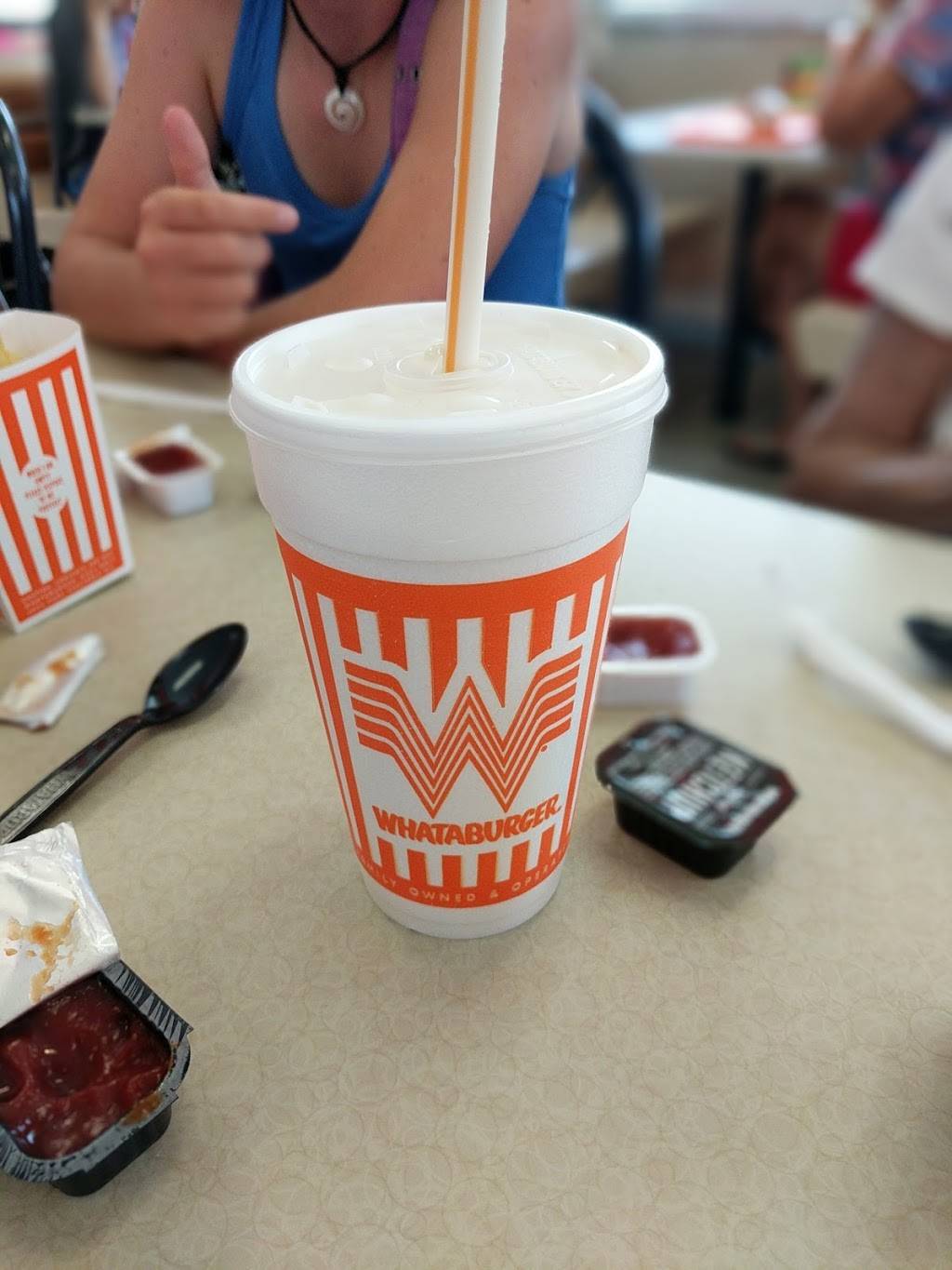 Whataburger | restaurant | 928 S E 7th St, Waco, TX 76706, USA | 2547530380 OR +1 254-753-0380