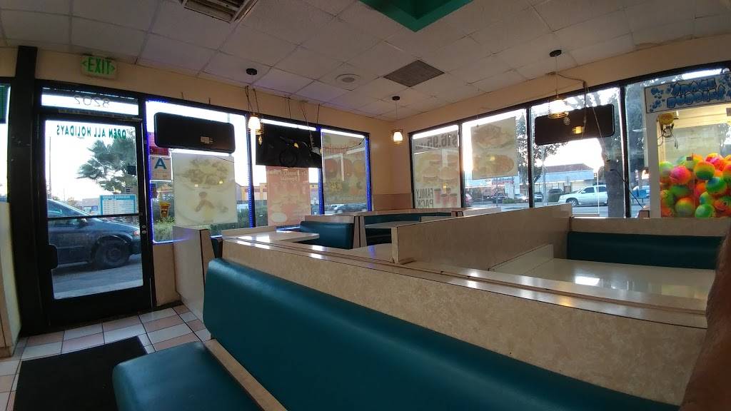 Toms Burgers | restaurant | 8202 Long Beach Blvd, South Gate, CA 90280, USA | 3233455053 OR +1 323-345-5053