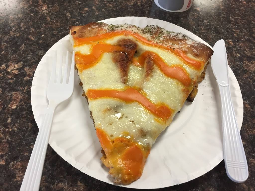 Boothbay Harbor House of Pizza | restaurant | 185 Townsend Ave E, Boothbay Harbor, ME 04538, USA | 2076333468 OR +1 207-633-3468