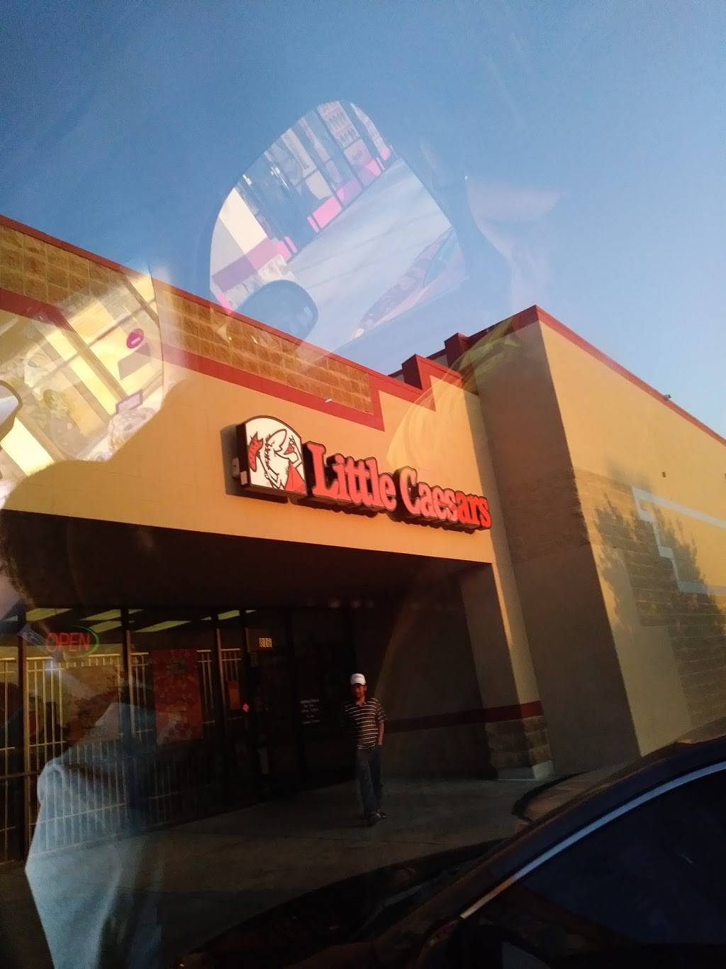 Little Caesars Pizza | meal takeaway | 8060 Ferguson Rd, Dallas, TX 75228, USA | 2146604200 OR +1 214-660-4200