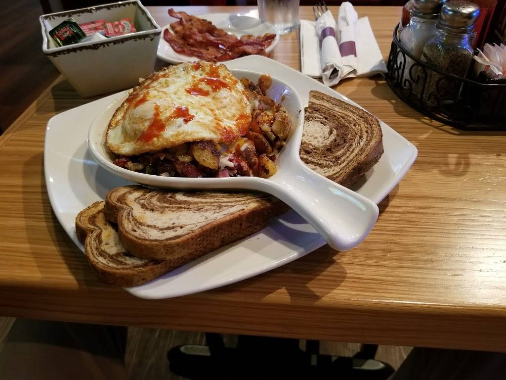 Black Oak Tavern | restaurant | 9630 S Pulaski Rd, Oak Lawn, IL 60453, USA | 7085724500 OR +1 708-572-4500