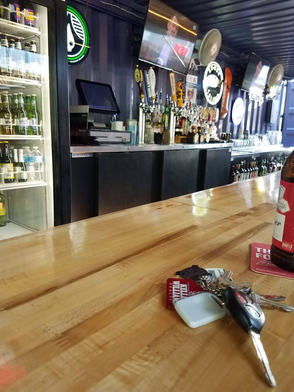 Redhawk Grille | restaurant | 9703, 7481 Auburn Rd, Painesville, OH 44077, USA | 4403544040 OR +1 440-354-4040