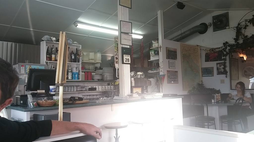 pizzeria Casa-Deli Inc. | restaurant | 81, Rue Principale, Lambton, QC G0M 1H0, Canada | 4184862219 OR +1 418-486-2219