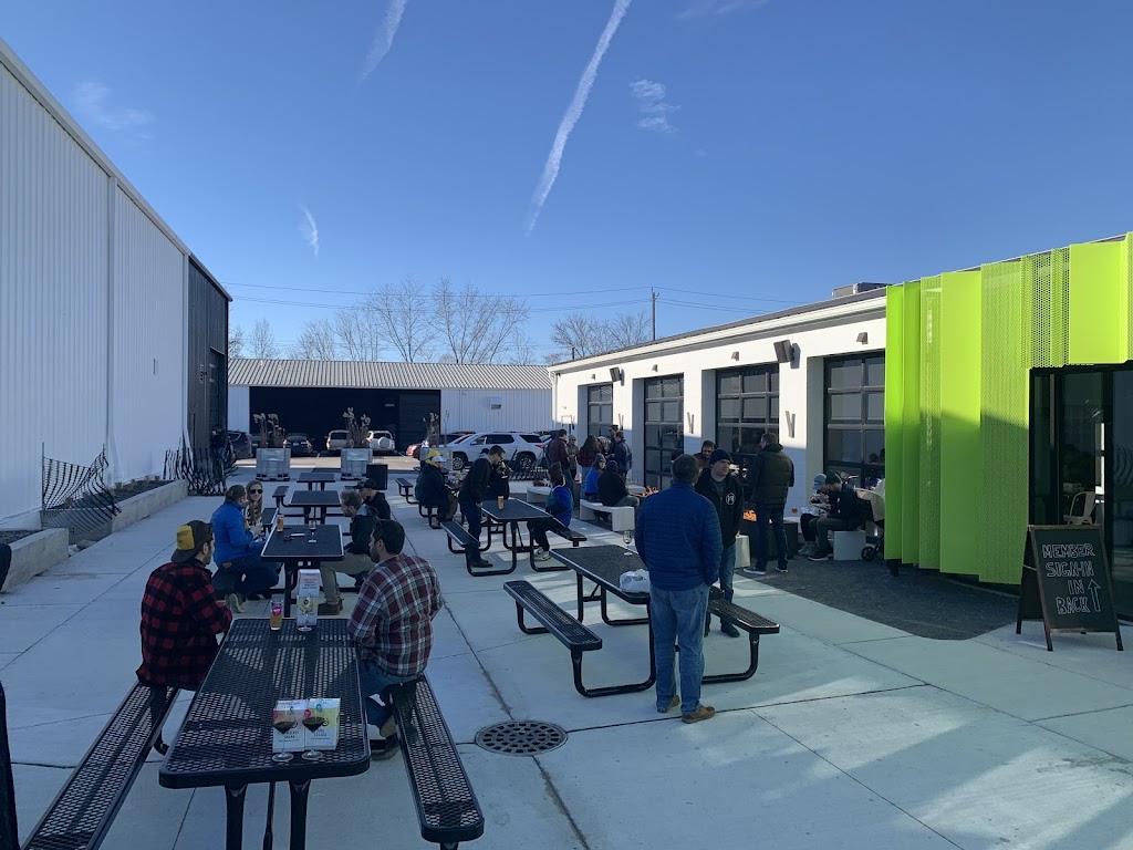 HOMES Brewery - Campus | cafe | 112 Jackson Plaza, Ann Arbor, MI 48103, USA | 7349295212 OR +1 734-929-5212