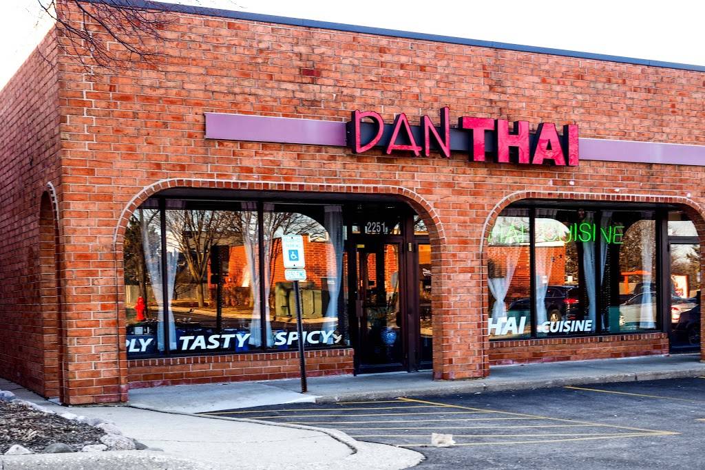 Dan Thai | restaurant | 2251 W Schaumburg Rd, Schaumburg, IL 60194, USA | 8475840234 OR +1 847-584-0234