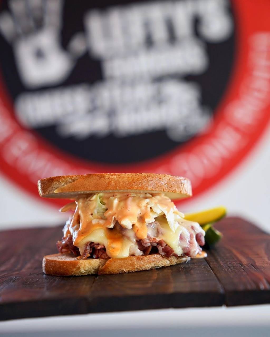 Leftys Famous Cheesesteak Hoagies | restaurant | 8716 W Grand River Ave, Brighton, MI 48116, USA | 8105884222 OR +1 810-588-4222