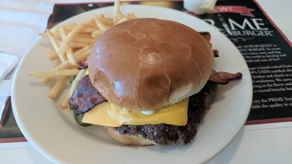 Steak n Shake | restaurant | 8311 Old Troy Pike, Huber Heights, OH 45424, USA | 9372353118 OR +1 937-235-3118