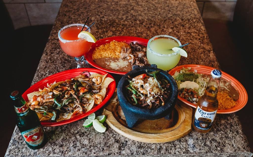 Casa Vieja | restaurant | 1230 S Defiance St, Archbold, OH 43502, USA | 4194450141 OR +1 419-445-0141