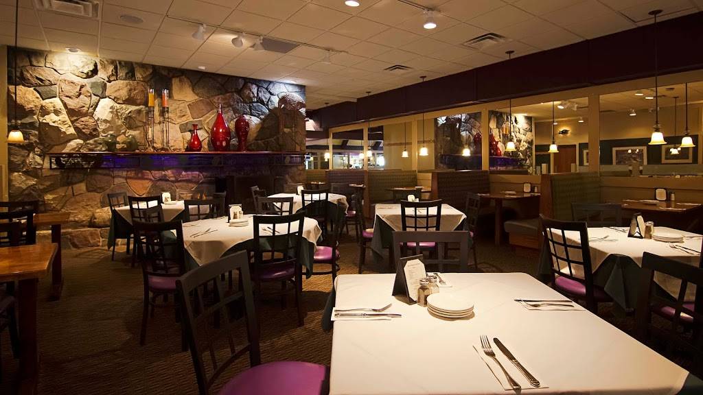 Rockys of Northville | restaurant | 41122 W Seven Mile Rd, Northville, MI 48167, USA | 2483494434 OR +1 248-349-4434