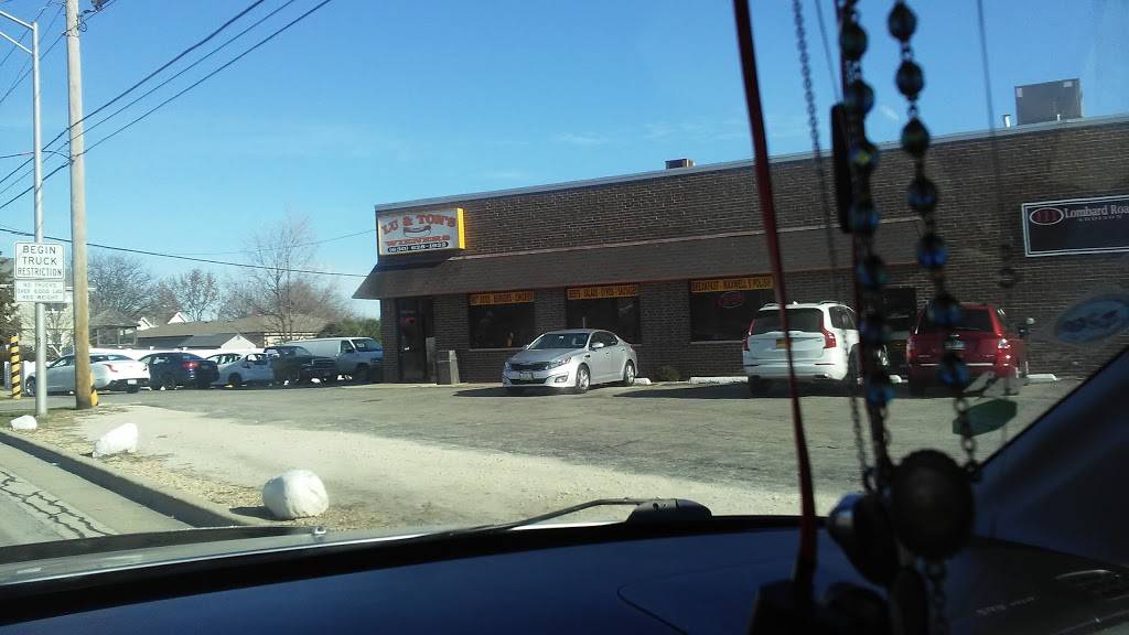 Lu & Tons Wieners | restaurant | 111 S Lombard Rd, Addison, IL 60101, USA | 6306281922 OR +1 630-628-1922