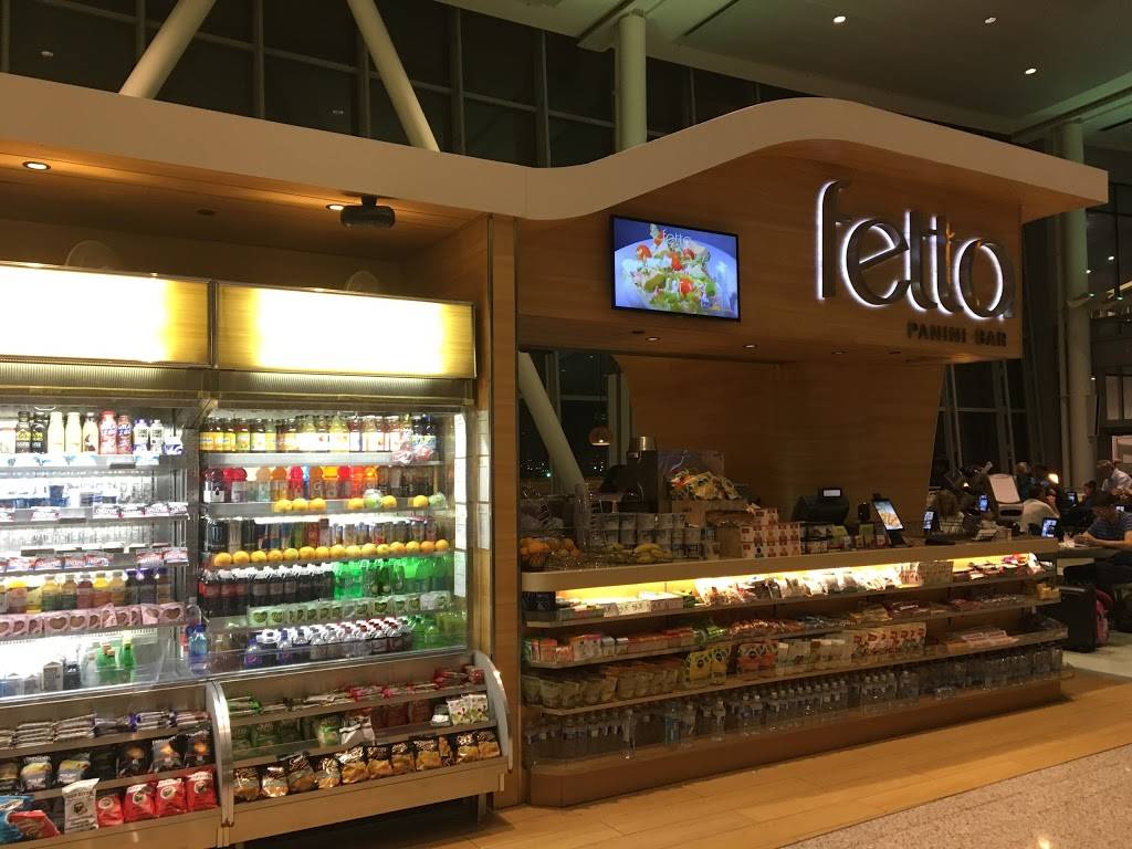 Fetta | restaurant | 6301 Silver Dart Dr, Mississauga, ON L4W 1S9, Canada | 8665083558 OR +1 866-508-3558