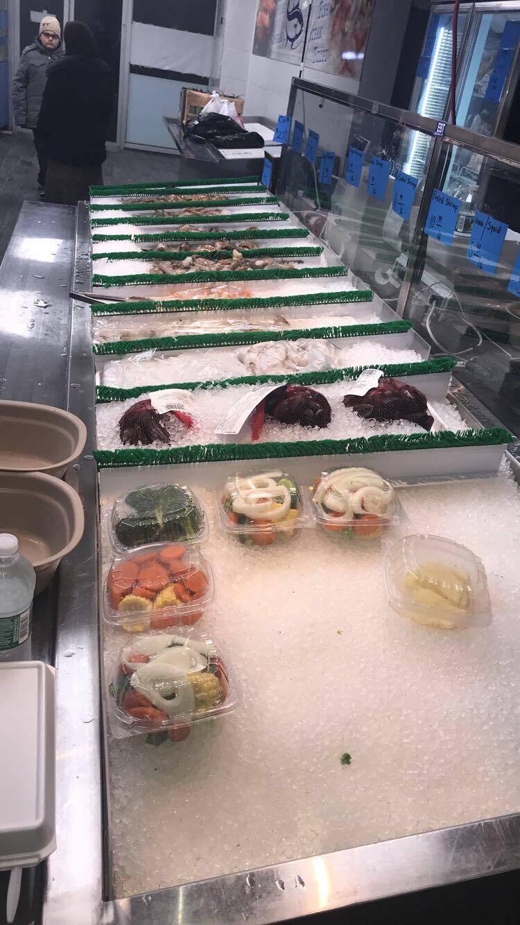 Fresh Fish Market | restaurant | 169-13 Jamaica Ave, Jamaica, NY 11432, USA | 3476549605 OR +1 347-654-9605