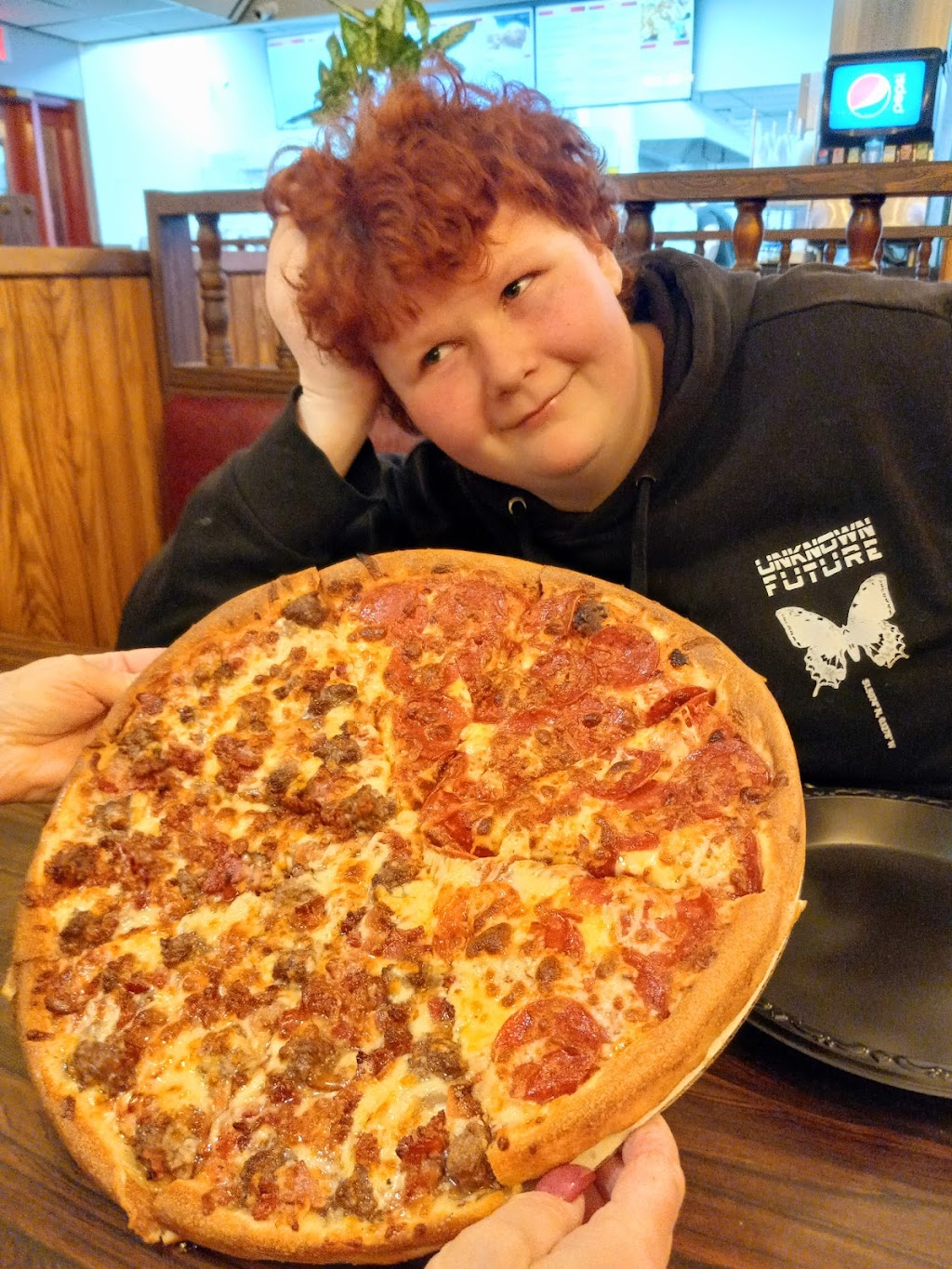 Georgios Pizza | restaurant | 25 Main St, Greenfield, MA 01301, USA | 4132233115 OR +1 413-223-3115