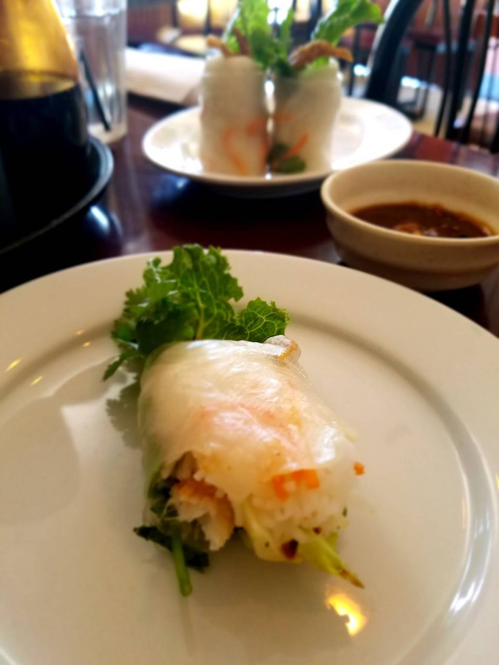 The Viet Nam Restaurant | restaurant | 304 N Main St # A, Spring Valley, NY 10977, USA | 8454257446 OR +1 845-425-7446