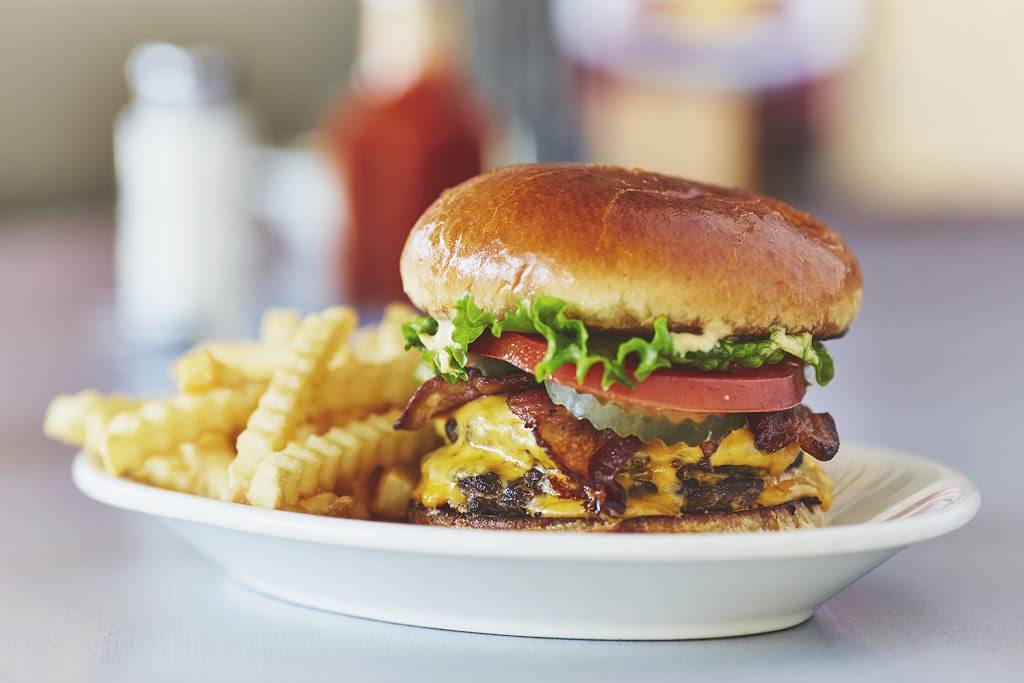 Gold Star Chili | restaurant | 17 US 22-State Route 3, Maineville, OH 45039, USA | 5136770842 OR +1 513-677-0842