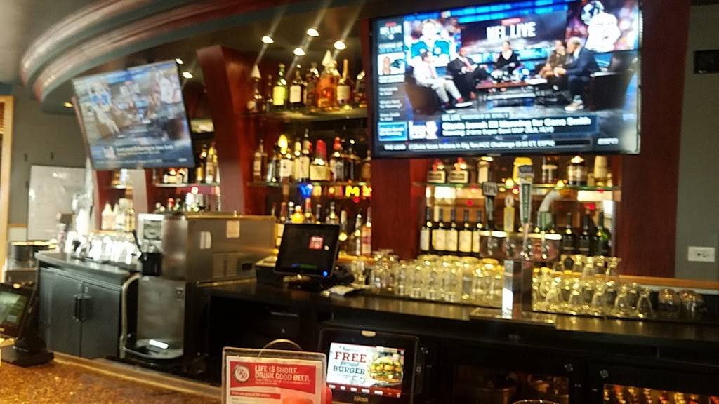 Red Robin Gourmet Burgers and Brews | restaurant | 4801 W Kenosha St, Broken Arrow, OK 74012, USA | 9182544756 OR +1 918-254-4756