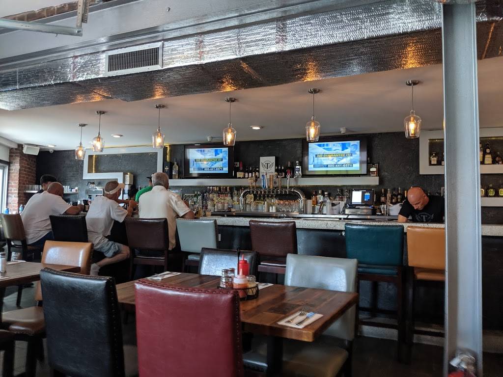 Tankies Tavern | restaurant | 1720 W Moyamensing Ave, Philadelphia, PA 19145, USA | 2158001778 OR +1 215-800-1778