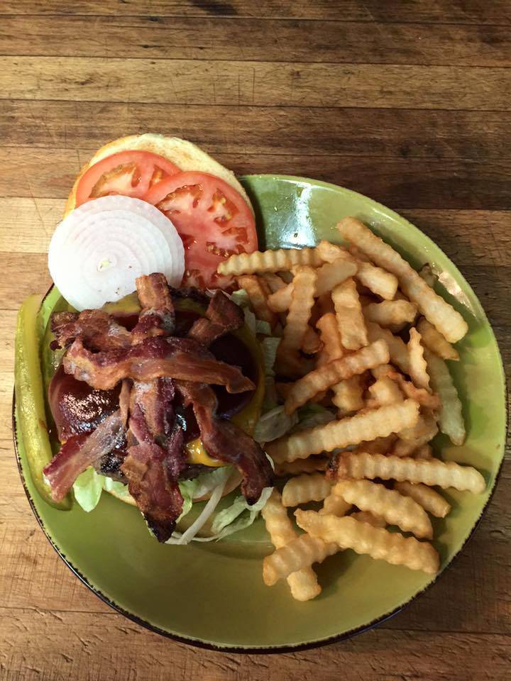 Angies Sports Bar & Pizzeria | restaurant | 8352 S Pulaski Rd, Chicago, IL 60652, USA | 7737358527 OR +1 773-735-8527