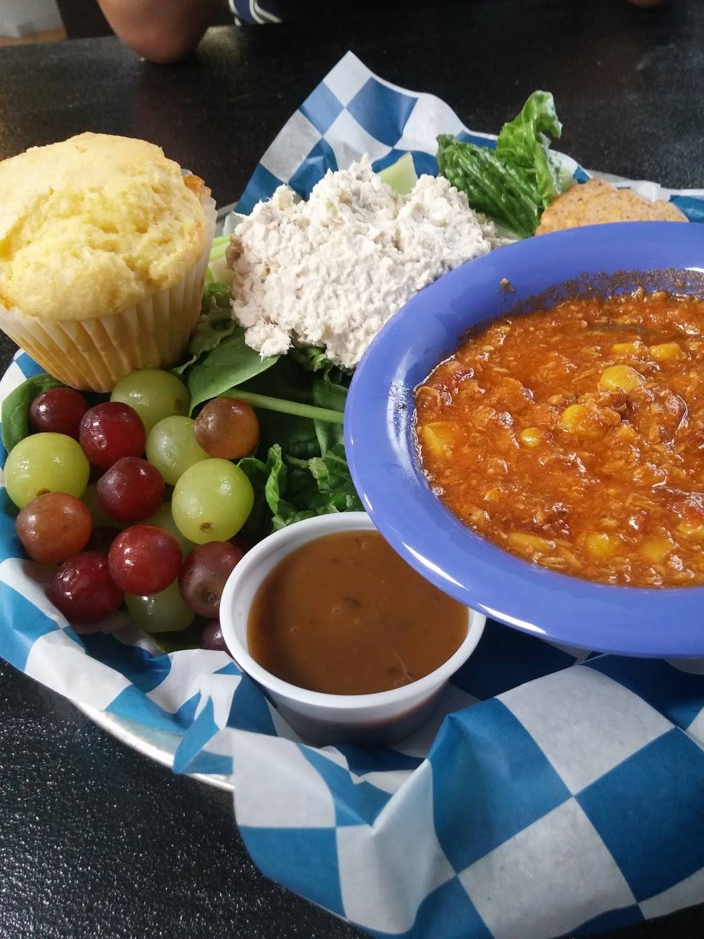 Ems Kitchen At Hawthorne Drugs | meal takeaway | 975 Hawthorne Ave Ste B, Athens, GA 30606, USA | 7062069322 OR +1 706-206-9322