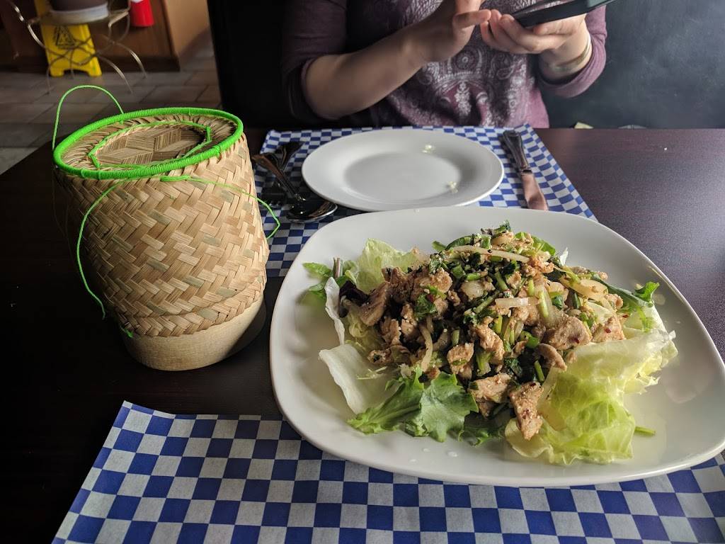 Papaya Salad Thai Food Restaurant | restaurant | 3233 State Rd, Cuyahoga Falls, OH 44223, USA | 2345712113 OR +1 234-571-2113