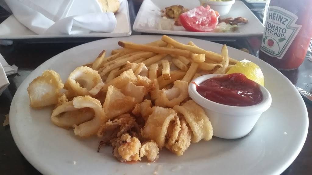 Dorns Breakers Cafe | cafe | 801 Market Ave, Morro Bay, CA 93442, USA | 8057724415 OR +1 805-772-4415