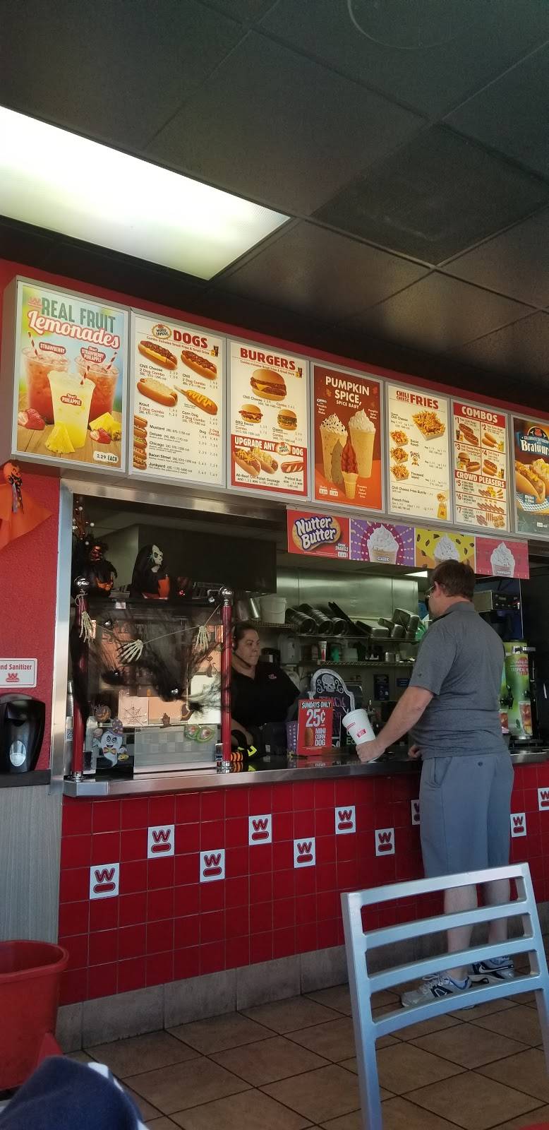 Wienerschnitzel | restaurant | 5765 E Broadway Blvd, Tucson, AZ 85711, USA | 5205145213 OR +1 520-514-5213