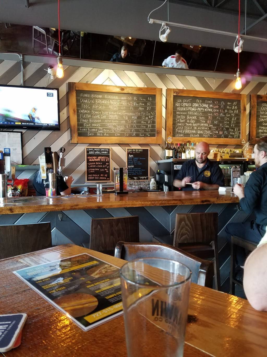 The Pint and Brew | restaurant | 3261 Tampa Rd, Palm Harbor, FL 34684, USA | 7275159946 OR +1 727-515-9946