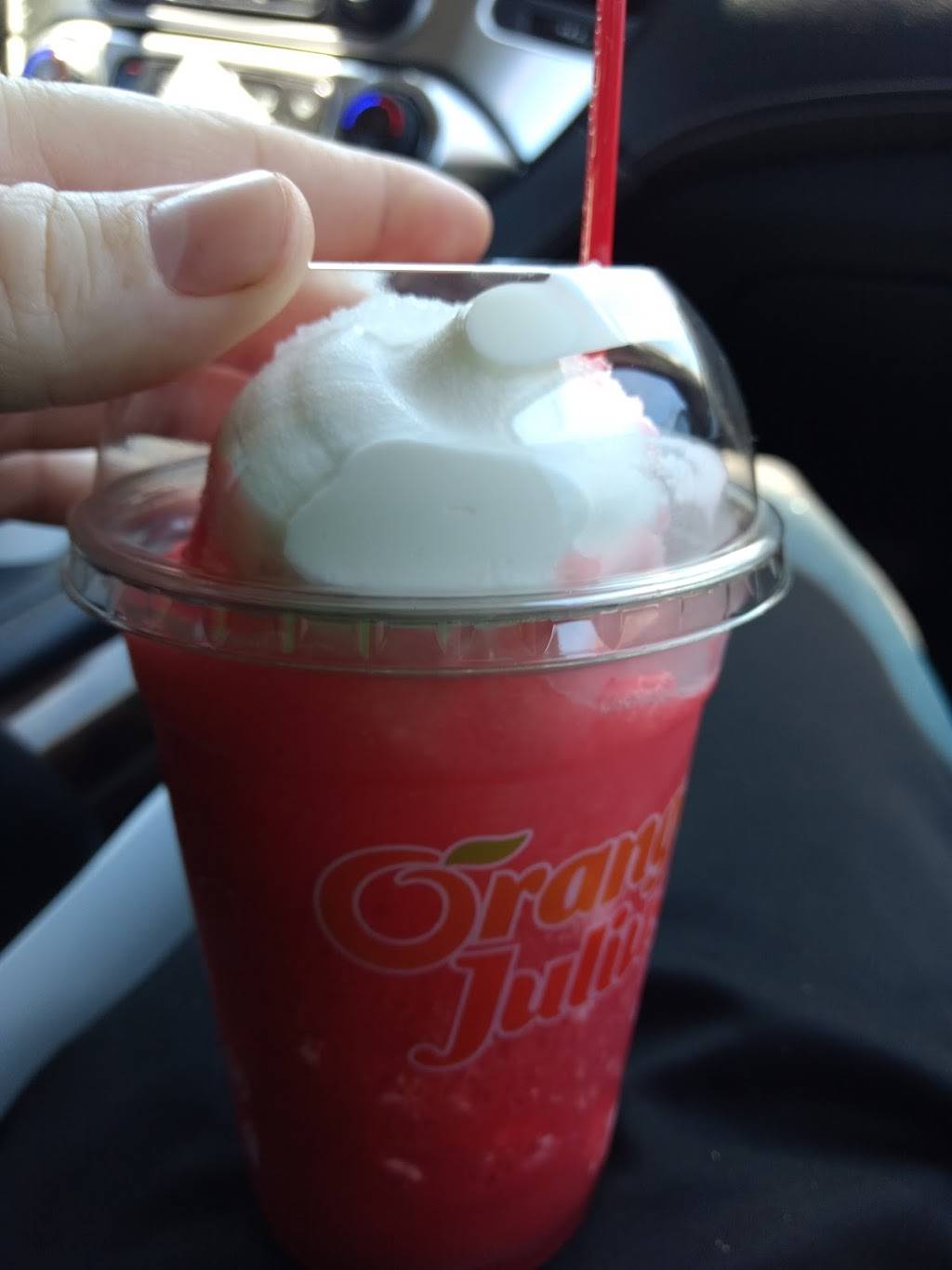 Dairy Queen Grill & Chill | restaurant | 199 Main St, Stanton, KY 40380, USA | 6066635367 OR +1 606-663-5367